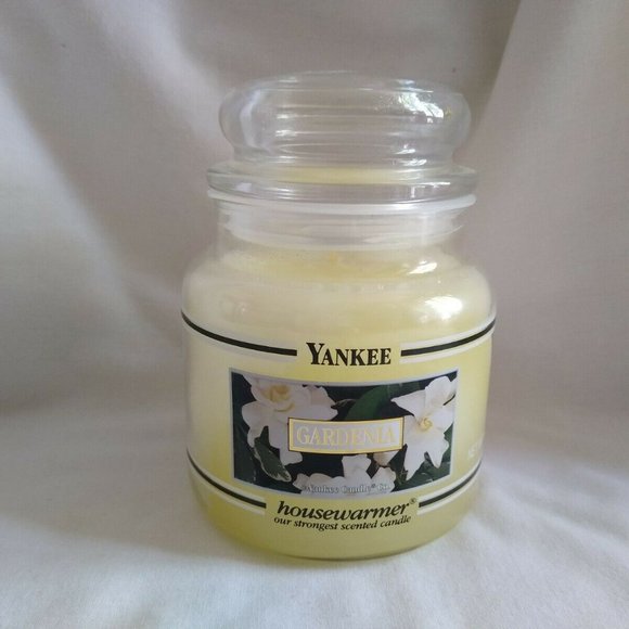 Yankee Black Band House Warmer Candle Gardenia